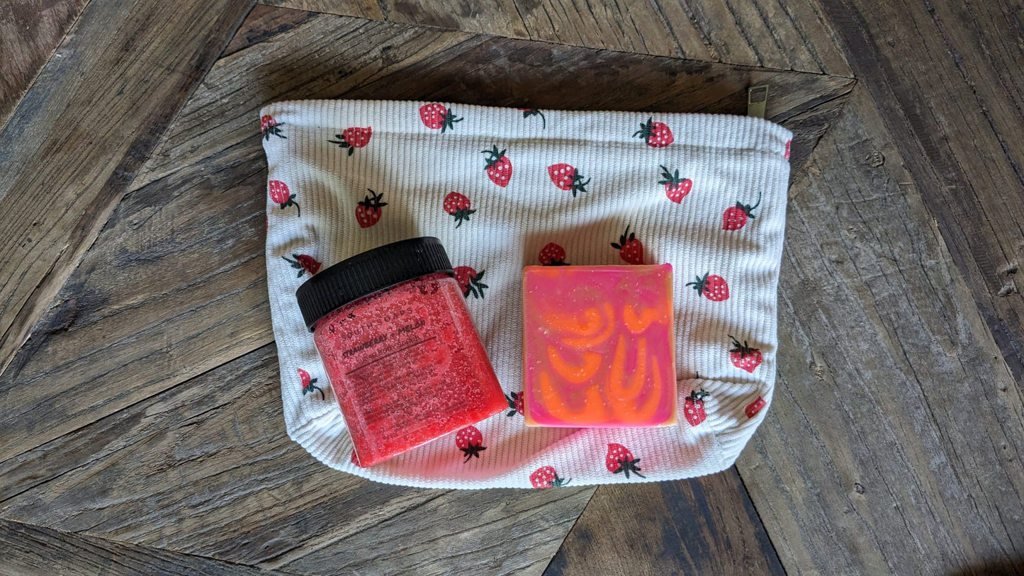 MOTHER'S DAY Toiletries Strawberry and Melon