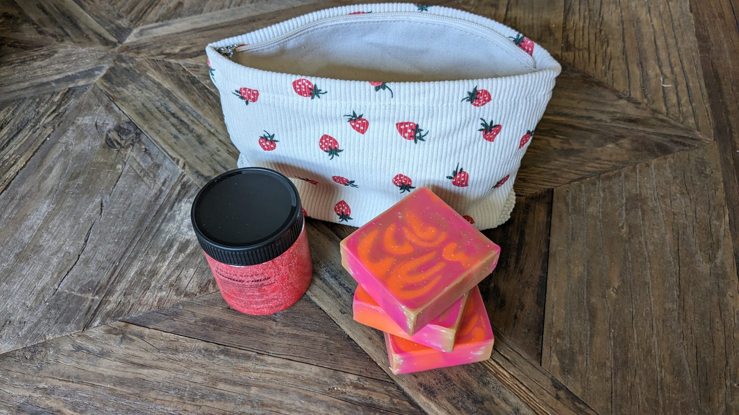 MOTHER'S DAY Toiletries Strawberry and Melon